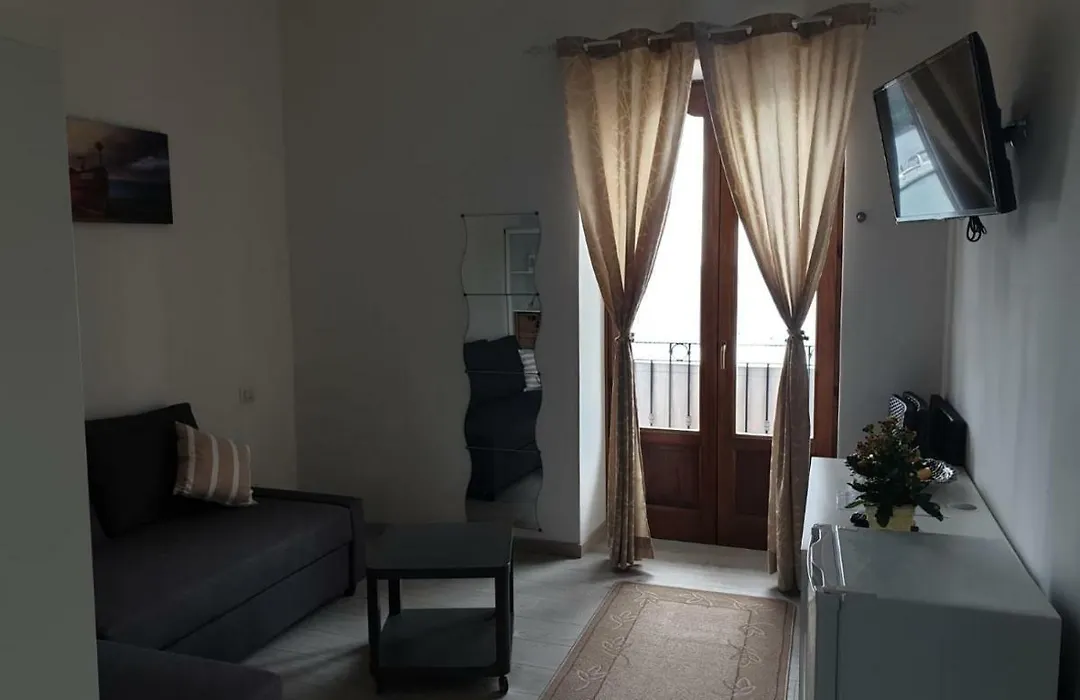 Deluxe Lipari Room-1